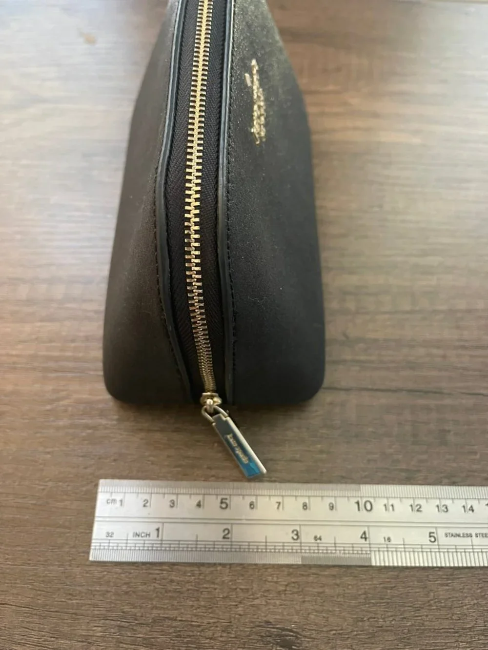 Like New Kate Spade New York Black Leather Zip Pouch Gold Hardware